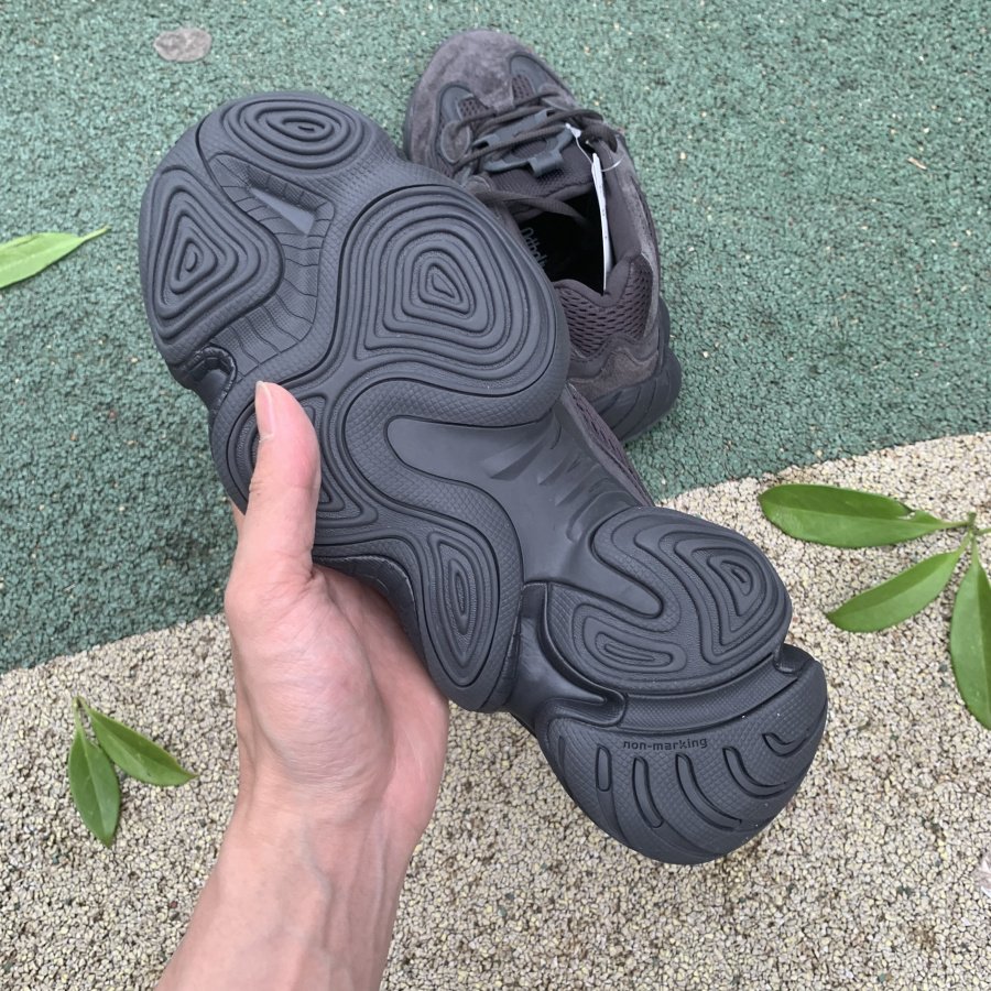 Yeezy 500 ‘Utility Black’