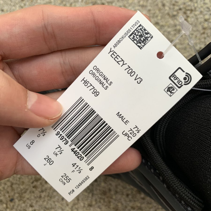 Yeezy 700 V3 ‘Alvah’
