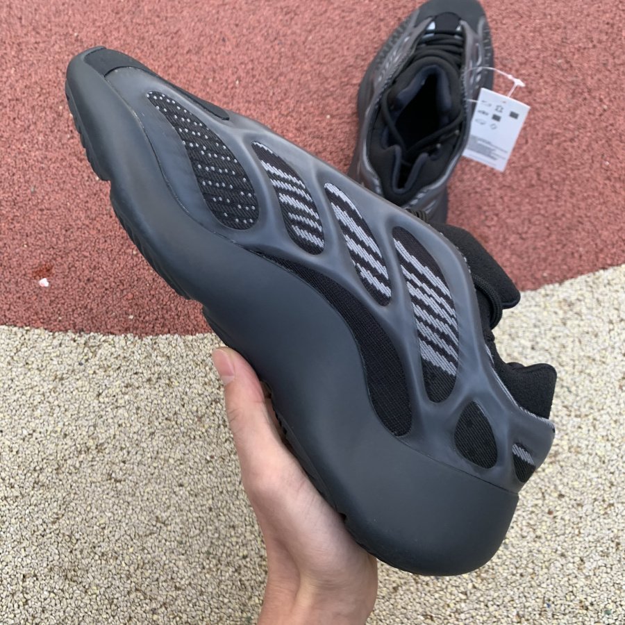 Yeezy 700 V3 ‘Alvah’