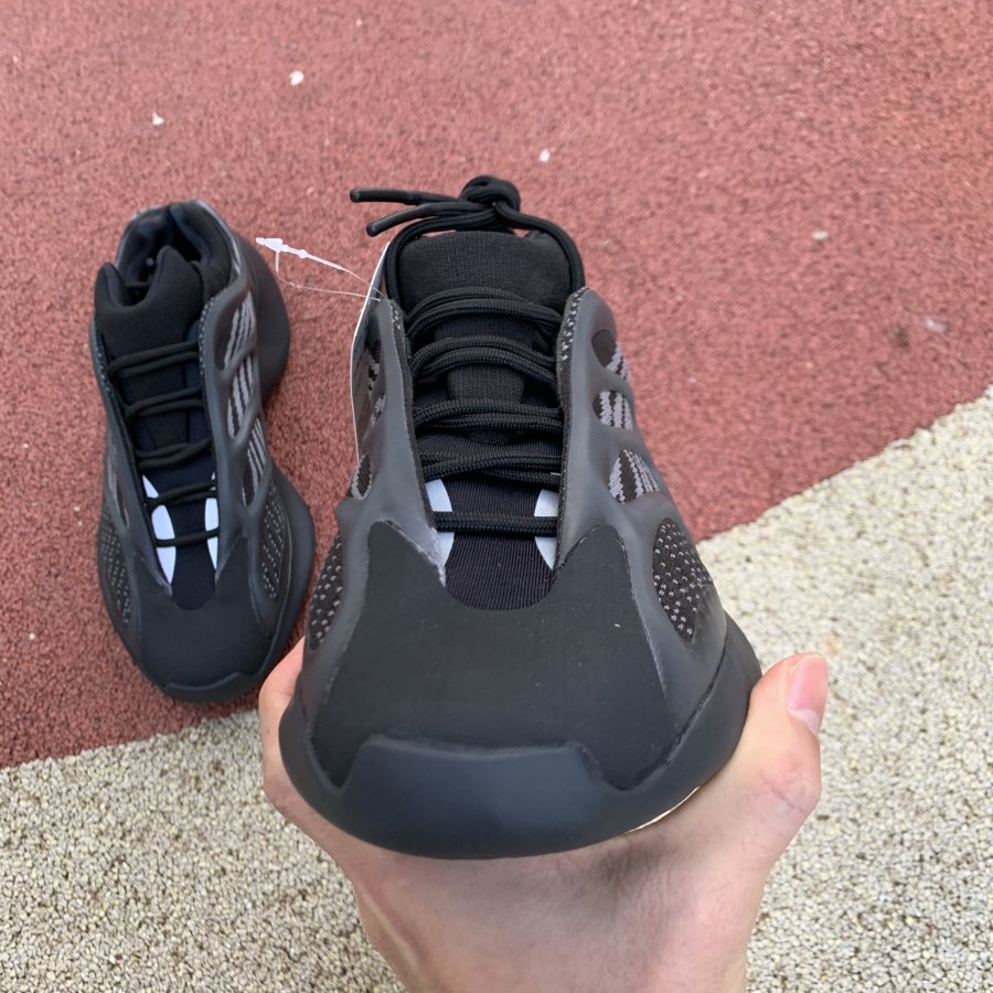 Yeezy 700 V3 ‘Alvah’