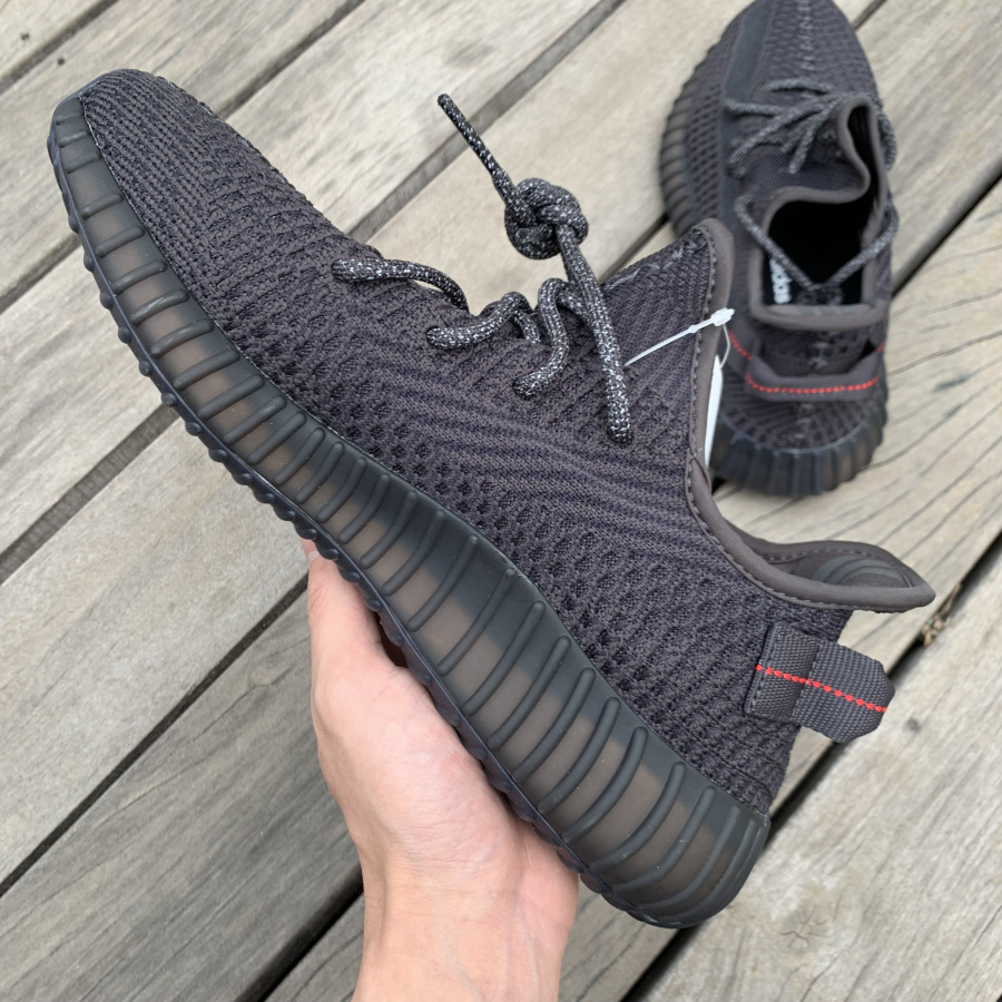 Adidas Yeezy Boost 350 V2 Onyx