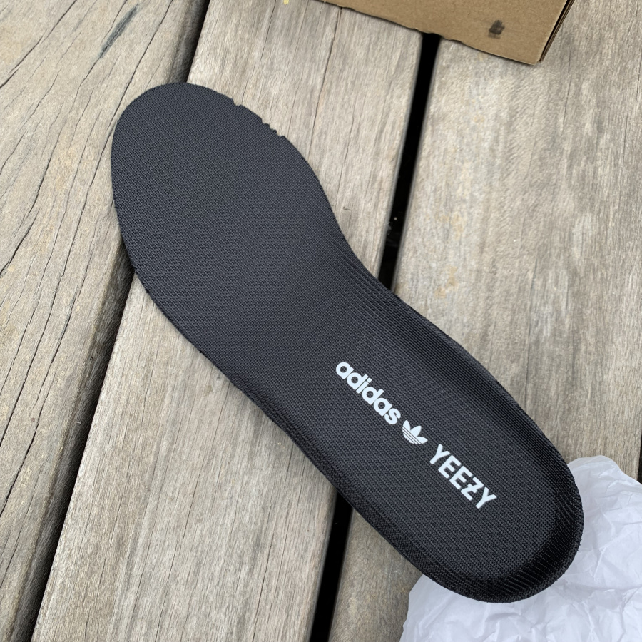 Yeezy Boost 350 V2 ‘Black Reflective’