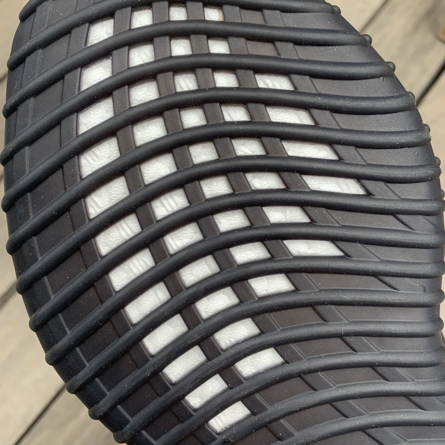 Yeezy Boost 350 V2 ‘Black Reflective’