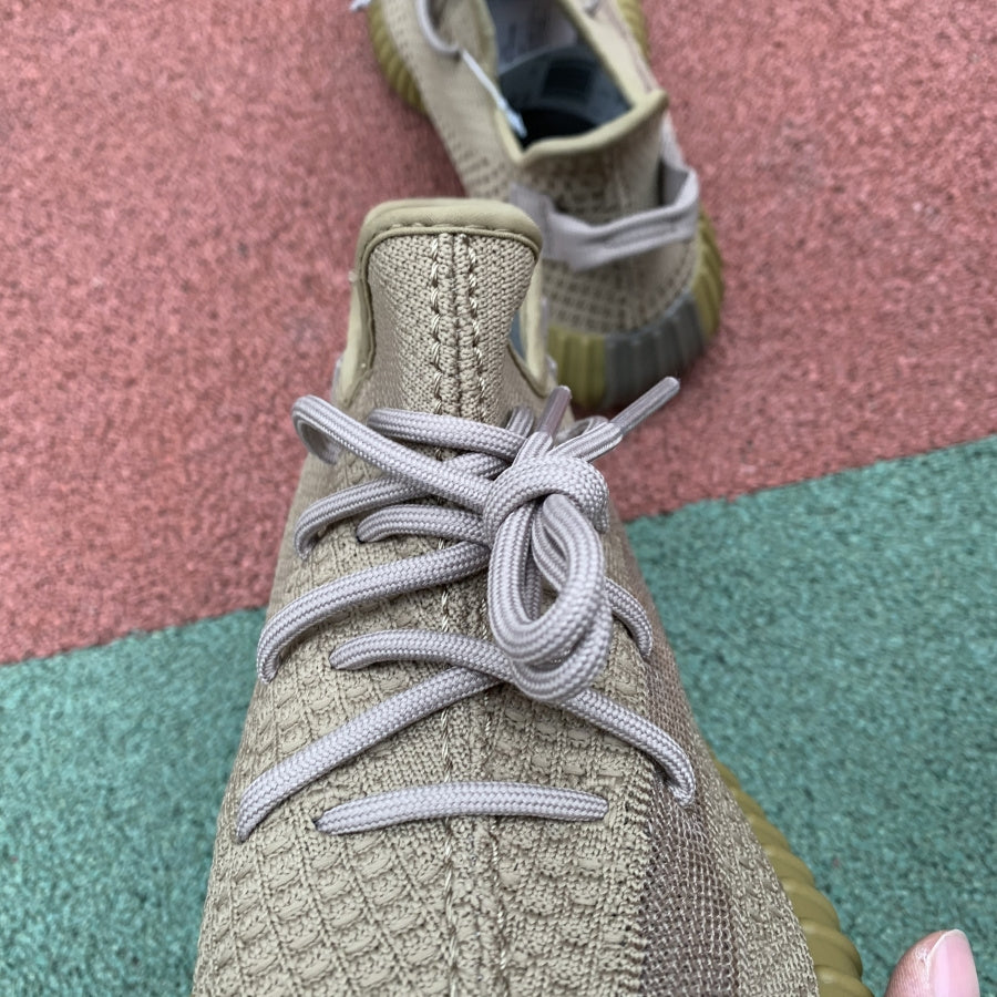 Yeezy Boost 350 V2 ‘Earth’