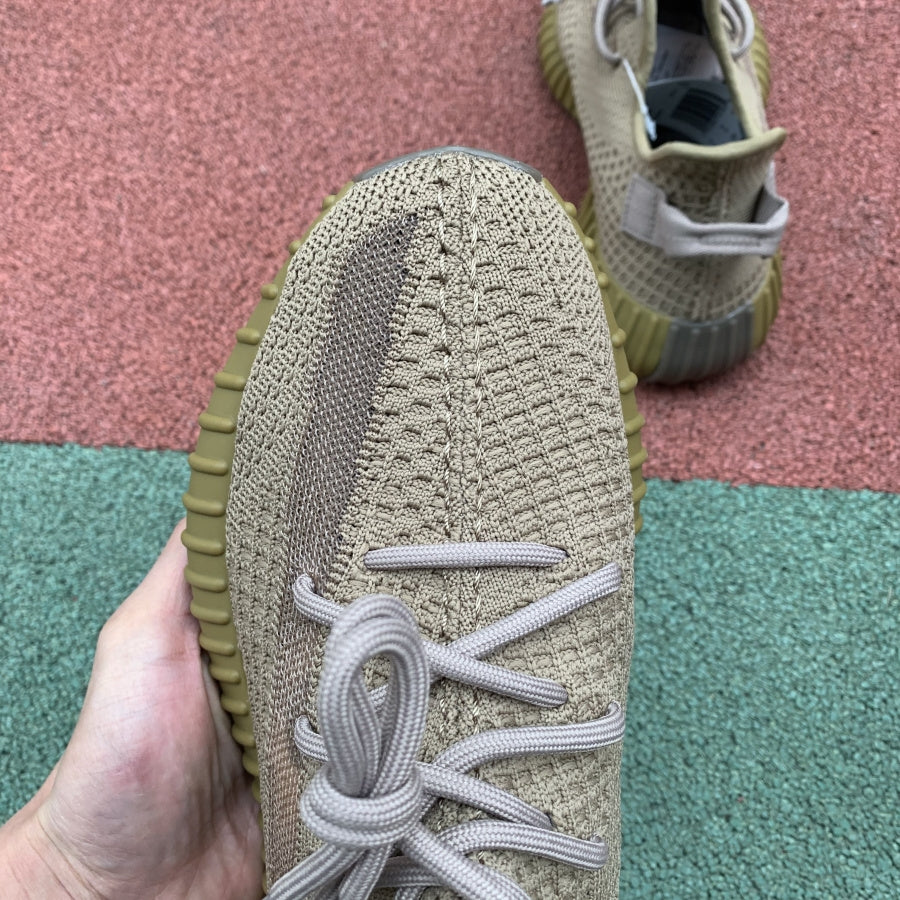 Yeezy Boost 350 V2 ‘Earth’
