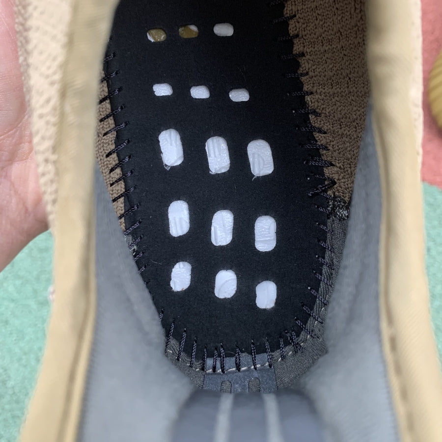 Yeezy Boost 350 V2 ‘Earth’