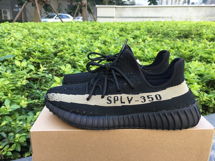 Yeezy Boost 350 V2 ‘Oreo’