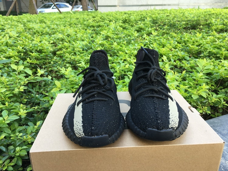 Yeezy Boost 350 V2 ‘Oreo’
