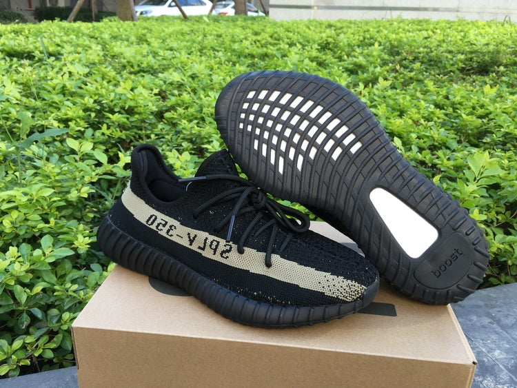 Yeezy Boost 350 V2 ‘Oreo’
