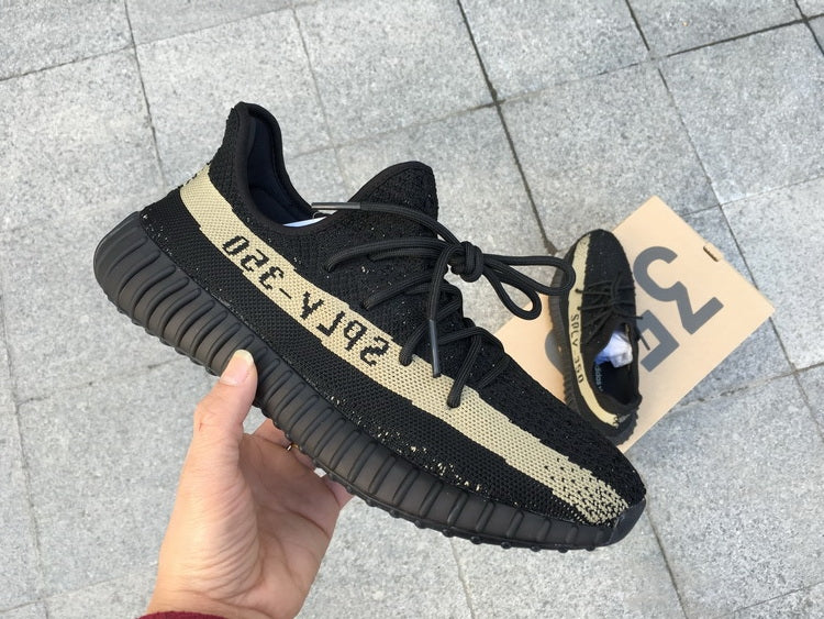 Yeezy Boost 350 V2 ‘Oreo’