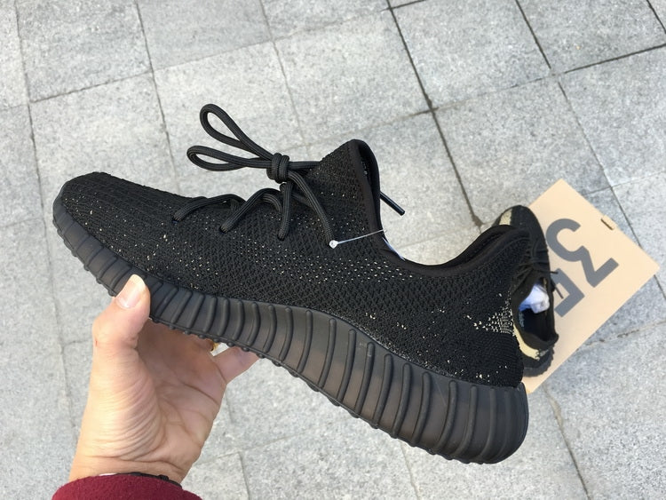 Yeezy Boost 350 V2 ‘Oreo’