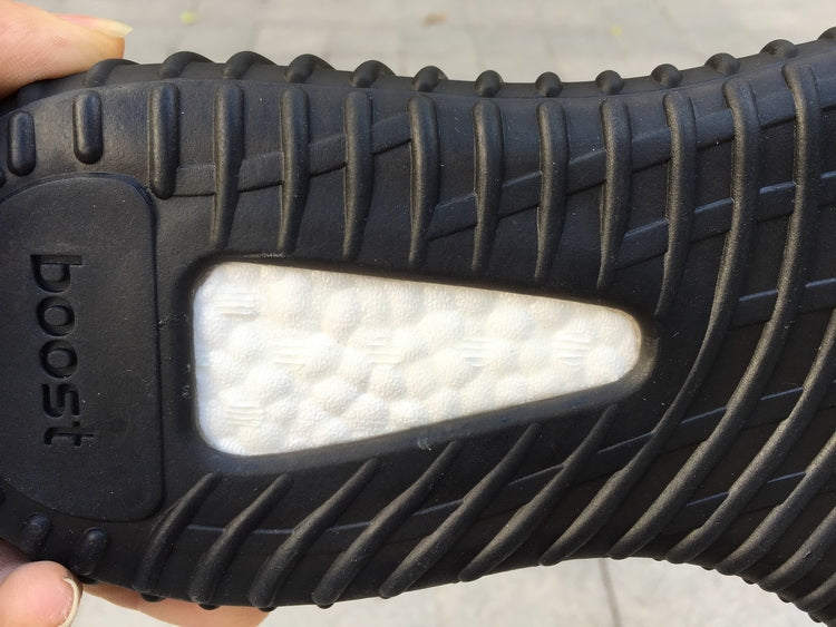 Yeezy Boost 350 V2 ‘Oreo’