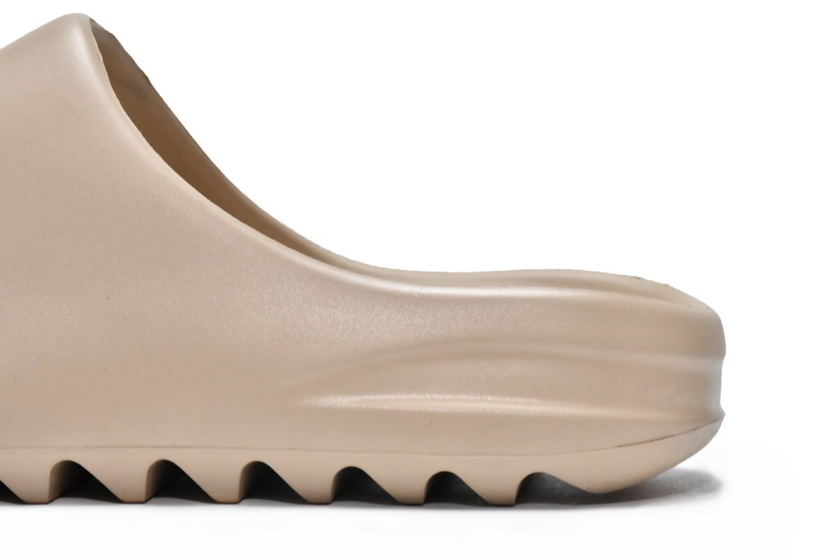 adidas Yeezy Slide Pure