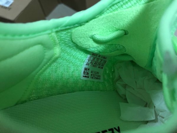 Yeezy Boost 350 V2 GID ‘Glow’