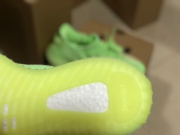 Yeezy Boost 350 V2 GID ‘Glow’