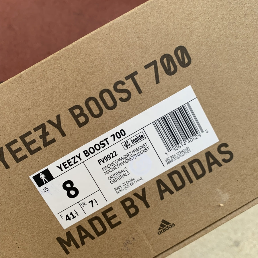 Yeezy Boost 700 ‘Magnet’