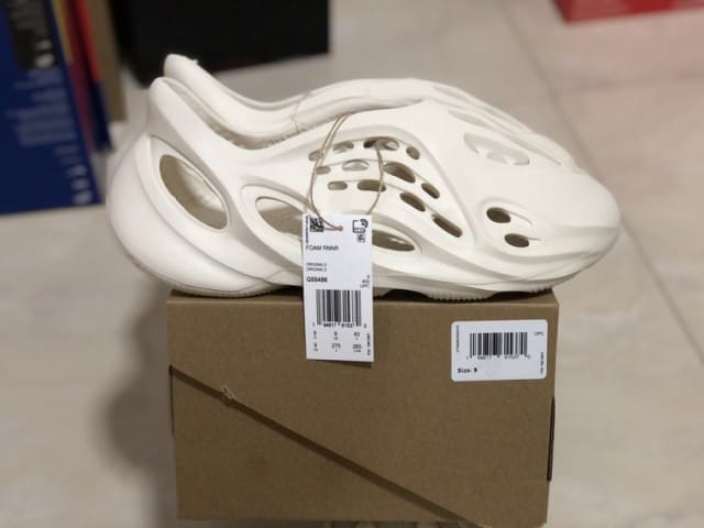 adidas Yeezy Foam RNNR Stone Sage
