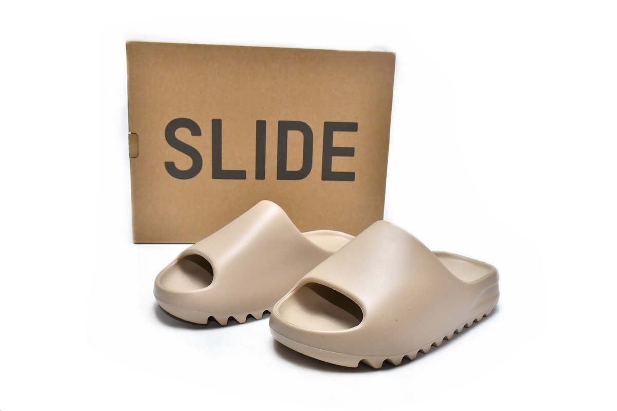 adidas Yeezy Slide Pure