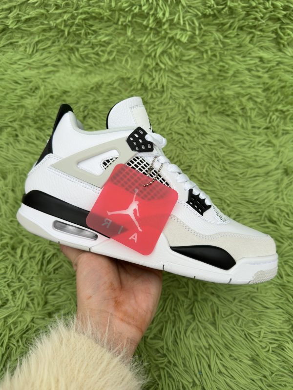 Jordan 4 Retro Military Black