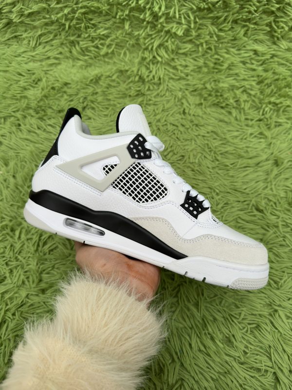 Jordan 4 Retro Military Black