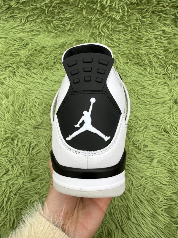 Jordan 4 Retro Military Black