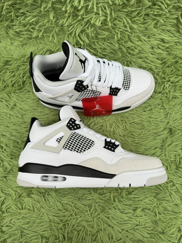 Jordan 4 Retro Military Black