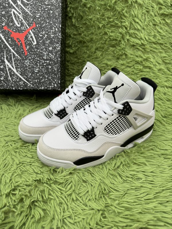 Jordan 4 Retro Military Black