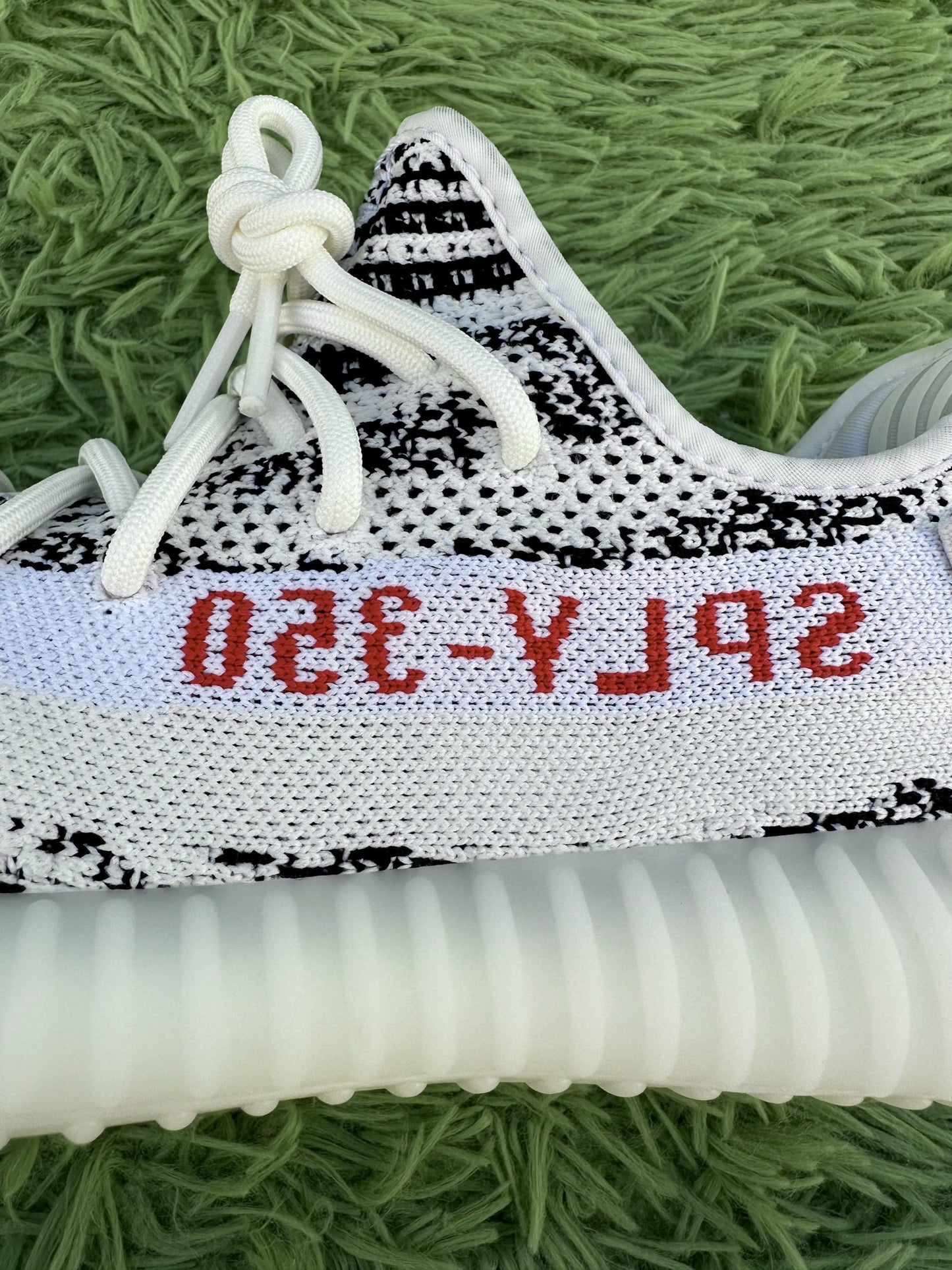 Yeezy Boost 350 V2 ‘Zebra’