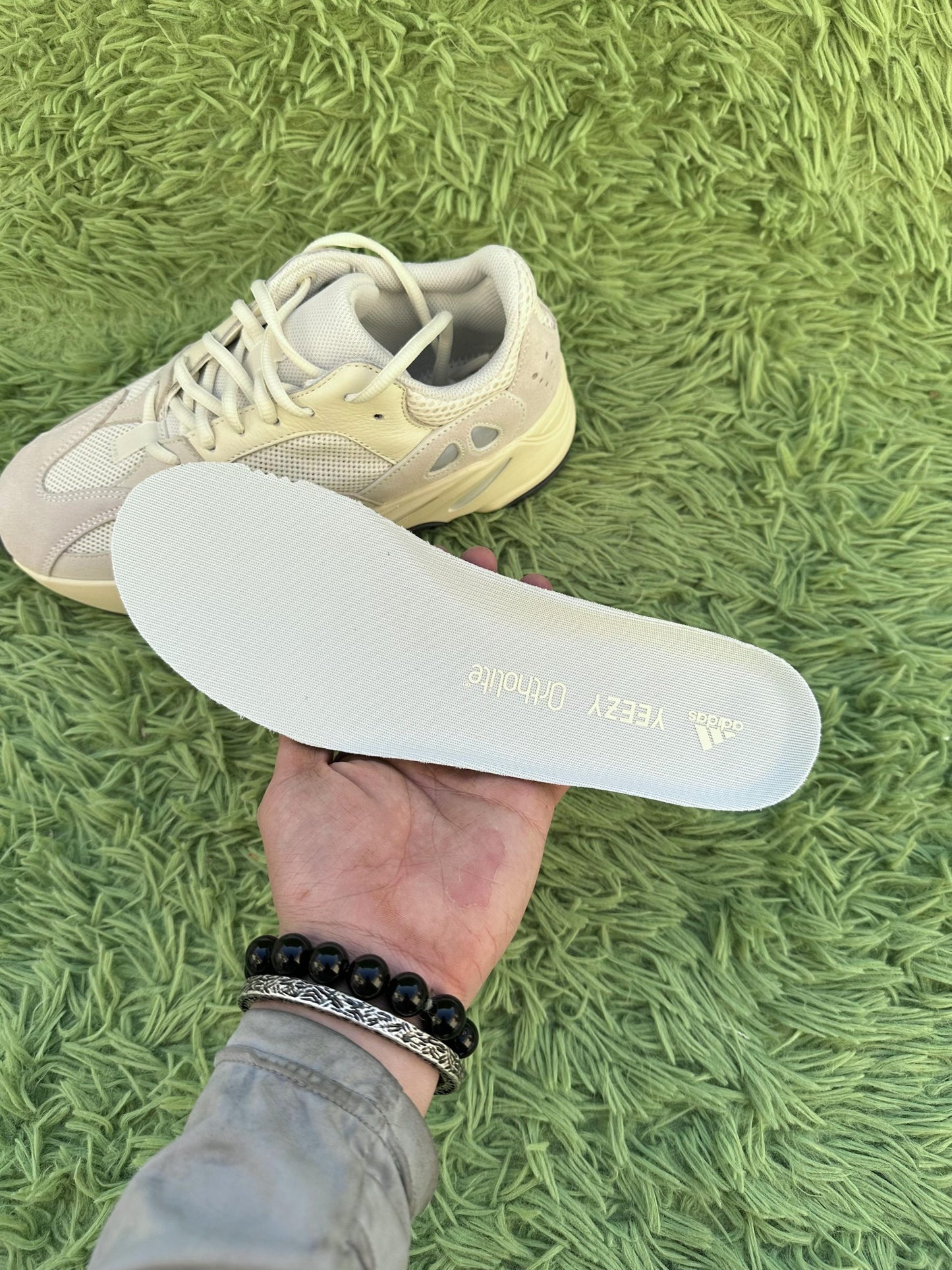 Yeezy Boost 700 ‘Analog’