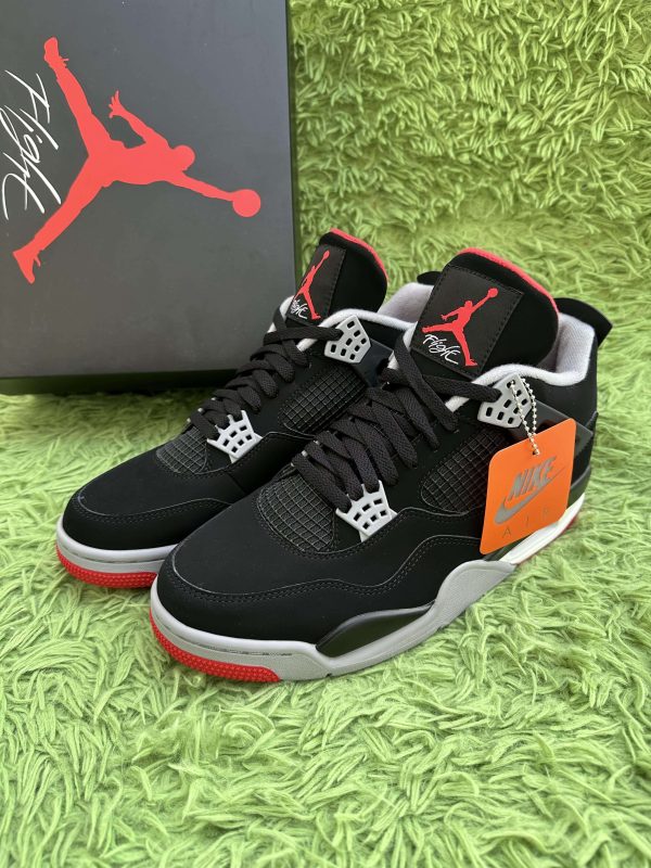 Air Jordan 4 Bred 2019