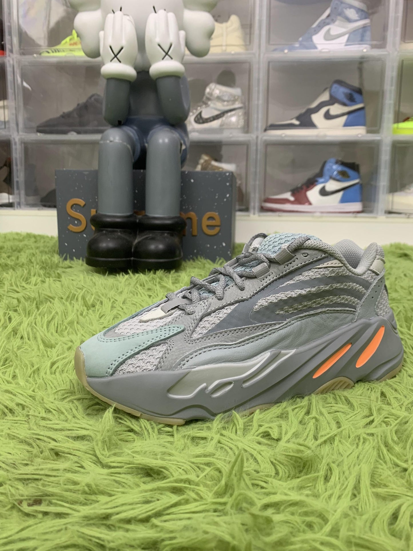 Yeezy Boost 700 V2 ‘Inertia’