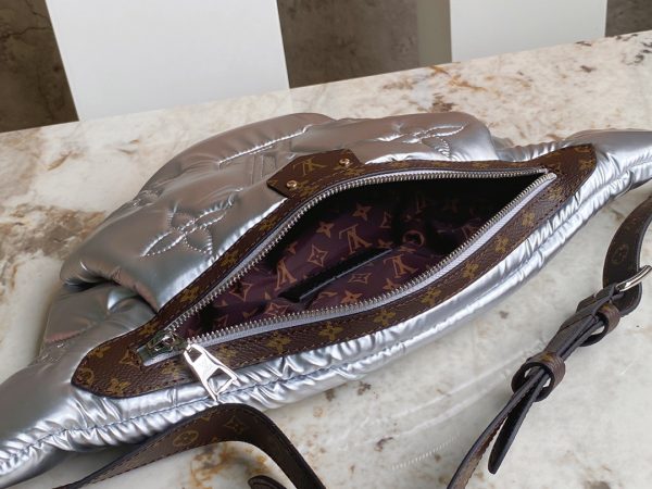 chest bag crossbody bag LV