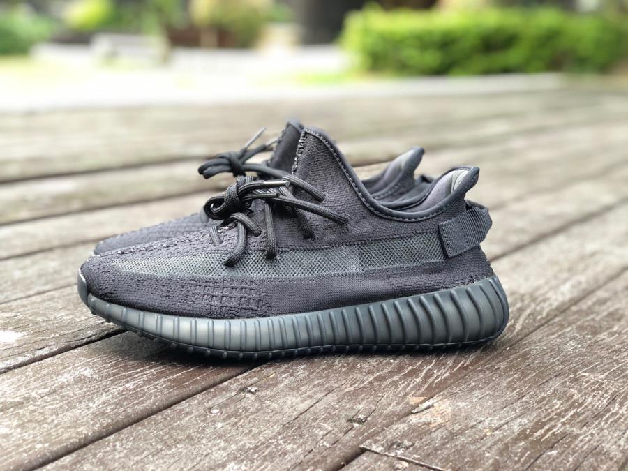 Adidas Yeezy Boost 350 V2 Onyx