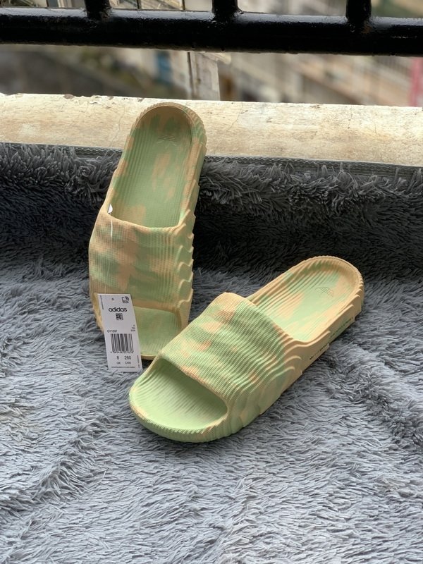 adidas originals Adilette 22 Slides Magic Lime Desert Sand