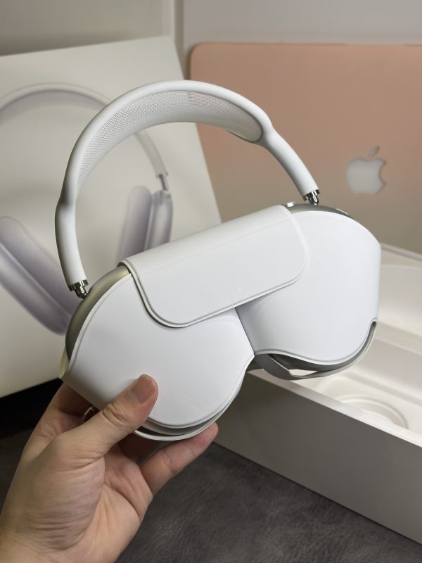 Apple AirPods Max Over-Ear Headphones Light Green