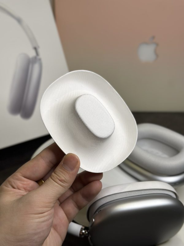 Apple AirPods Max Over-Ear Headphones Light Green