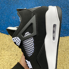Air Jordan 4 “White Thunder” Releases Fall 2024