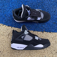Air Jordan 4 “White Thunder” Releases Fall 2024