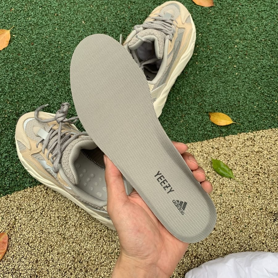 Yeezy Boost 700 V2 ‘Cream’