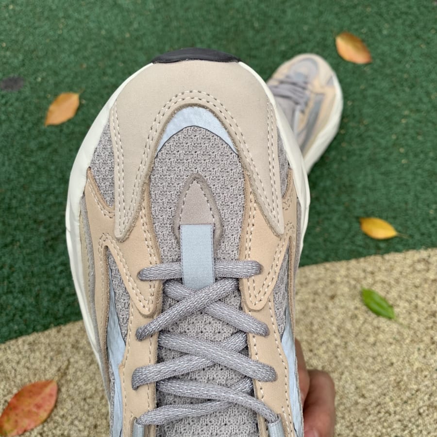 Yeezy Boost 700 V2 ‘Cream’