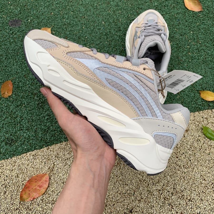 Yeezy Boost 700 V2 ‘Cream’