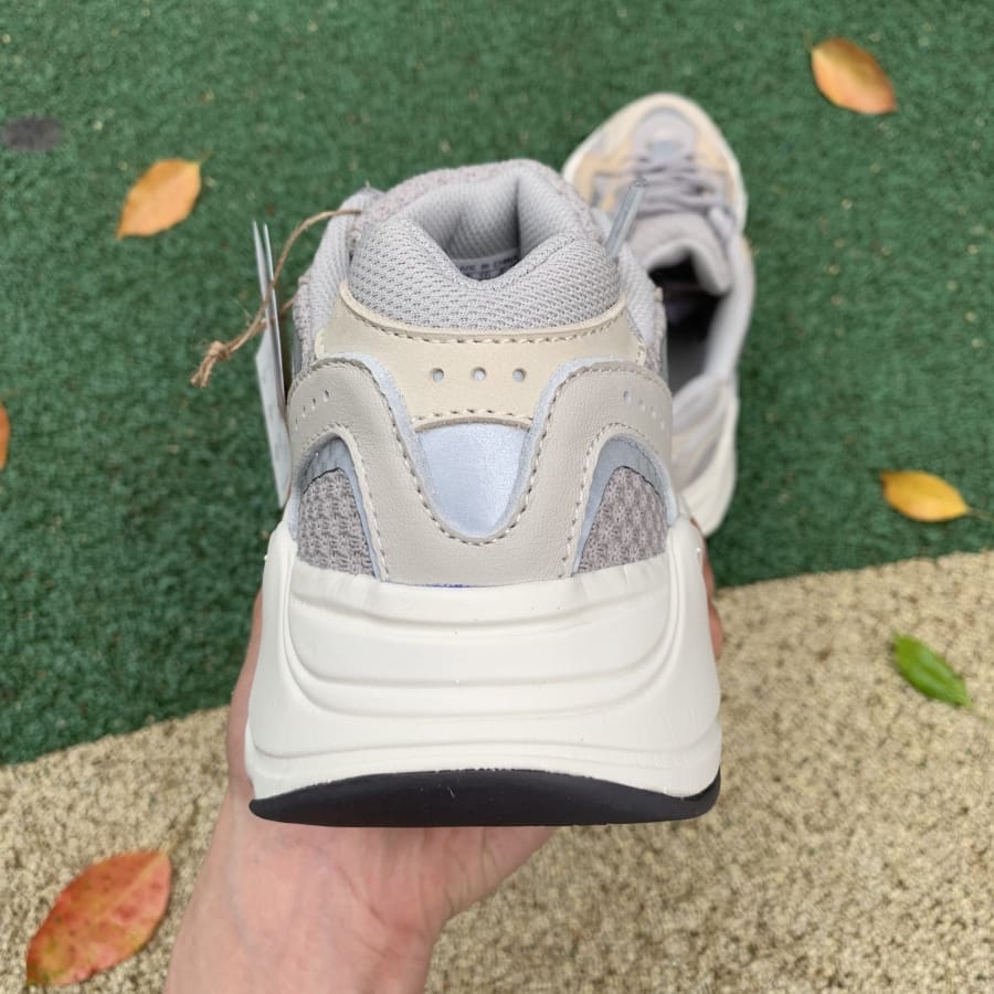 Yeezy Boost 700 V2 ‘Cream’