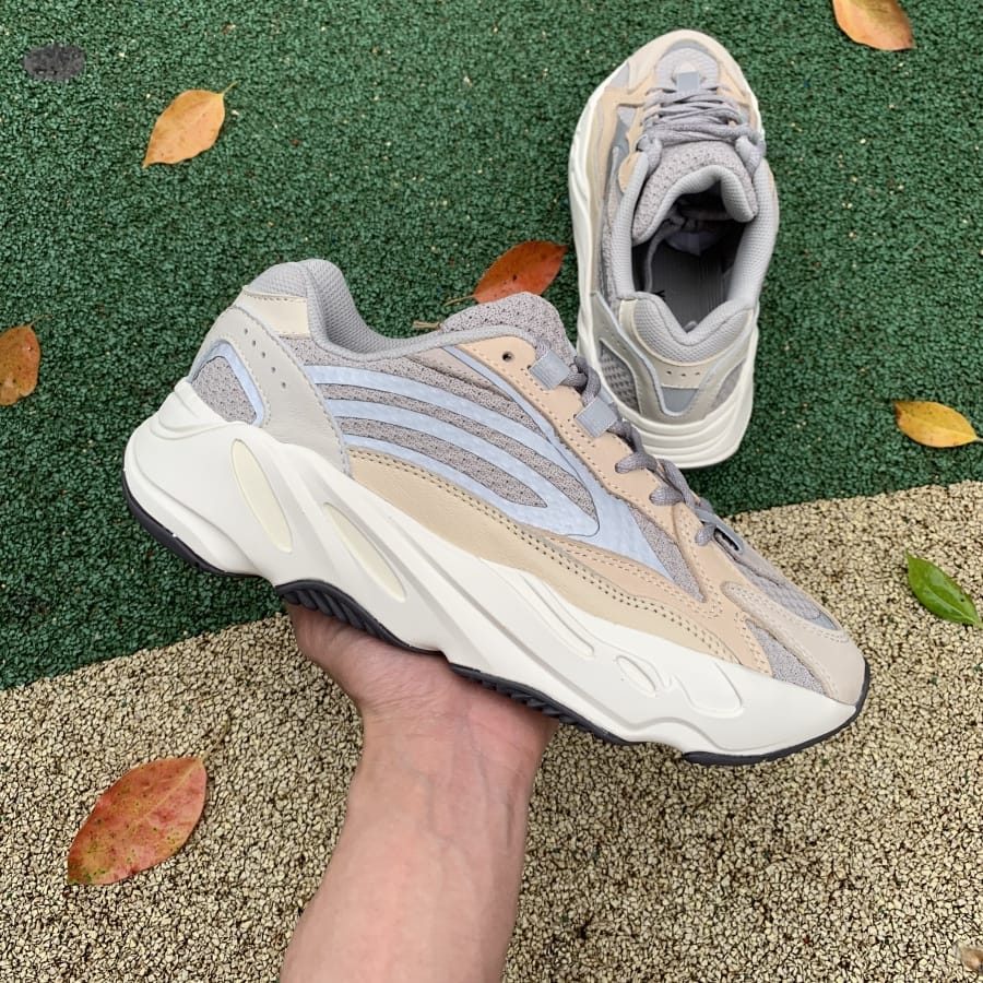 Yeezy Boost 700 V2 ‘Cream’