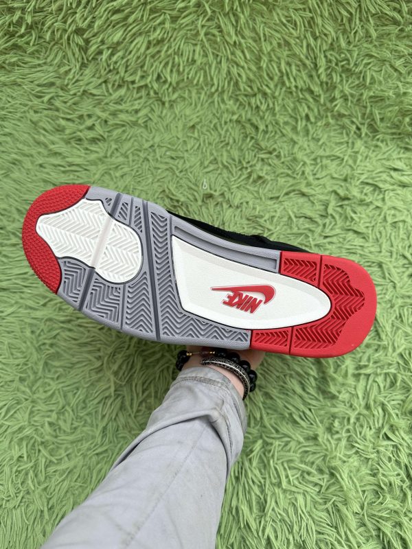 Air Jordan 4 Bred 2019