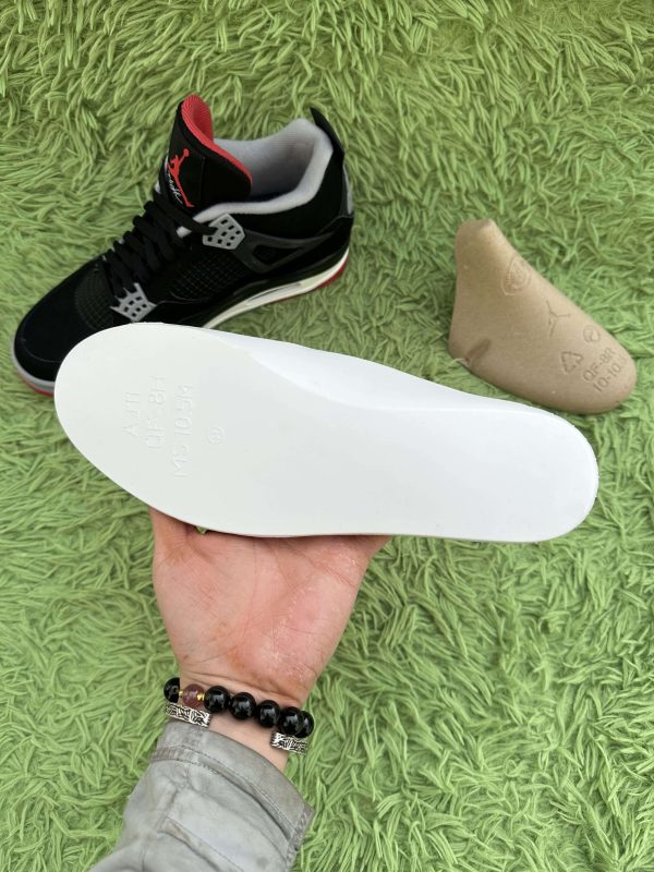 Air Jordan 4 Bred 2019