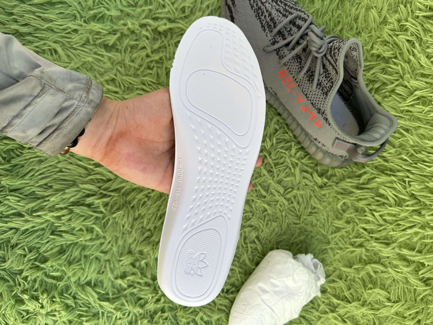 adidas Yeezy Boost 350 V2 Beluga 2.0