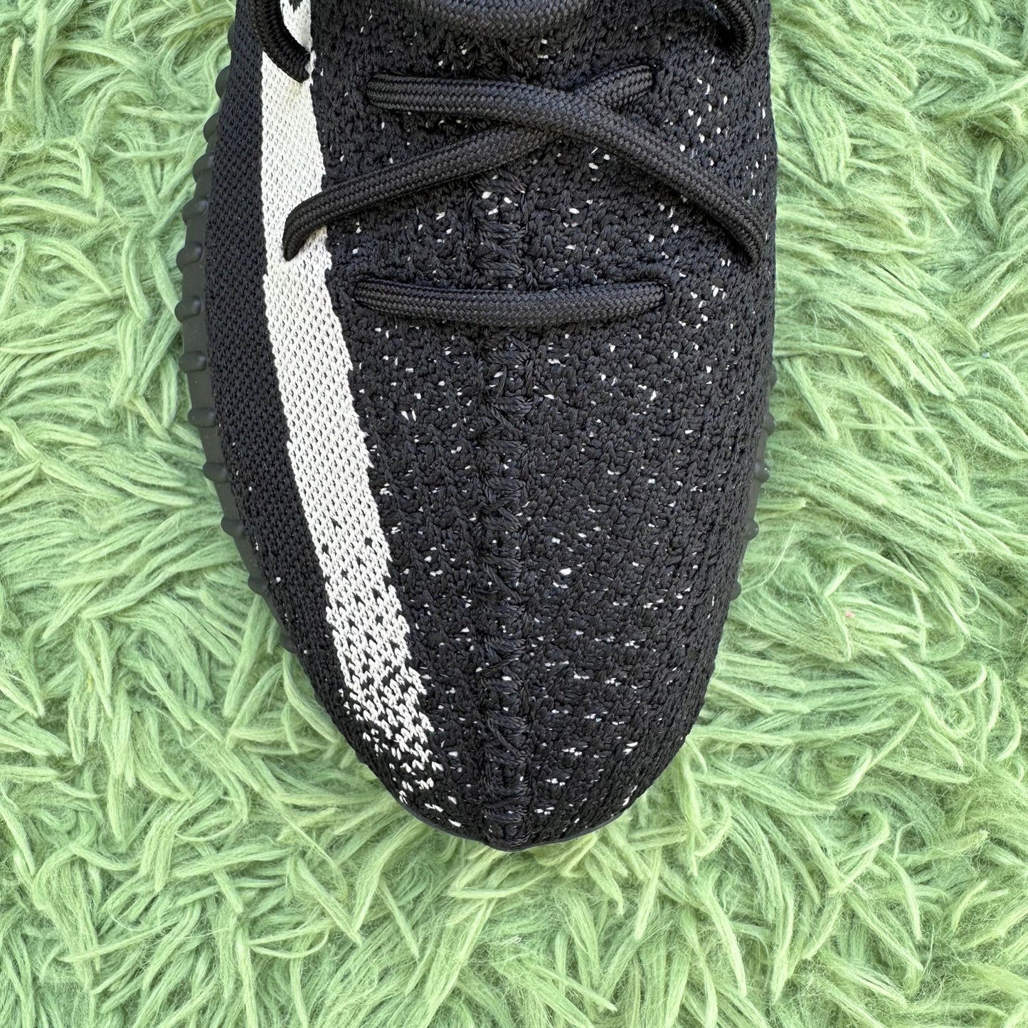 adidas Yeezy Boost 350 V2 Core Black White