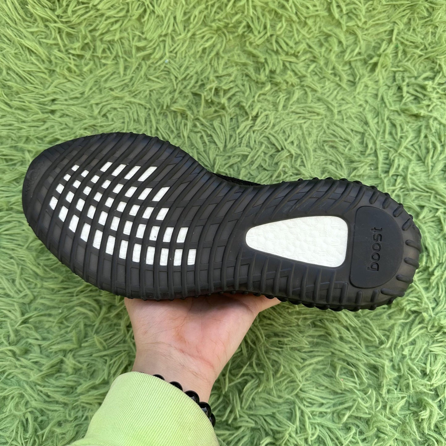 adidas Yeezy Boost 350 V2 Core Black White