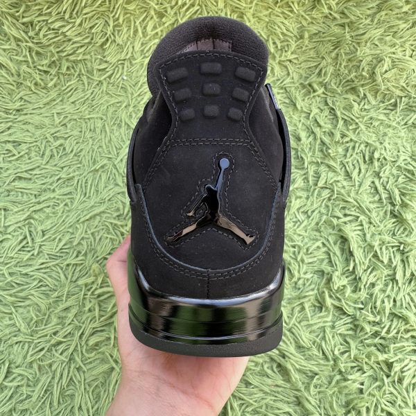 Air Jordan 4 Retro ‘Black Cat’