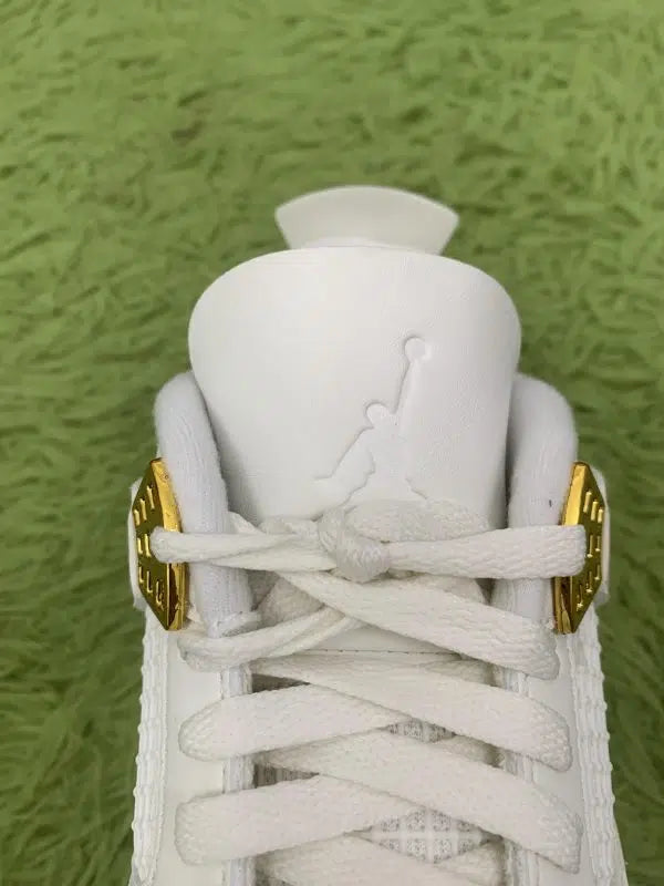 Air Jordan 4 “Metallic Gold”